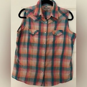 Wrancher by Wrangler - Sleeveless Button Down Top - Large